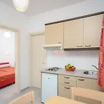 Camping Apartment *