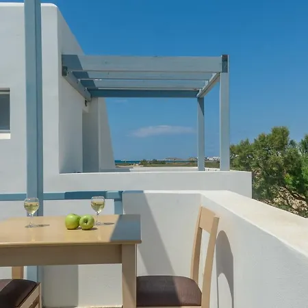 Camping * Naxos City
