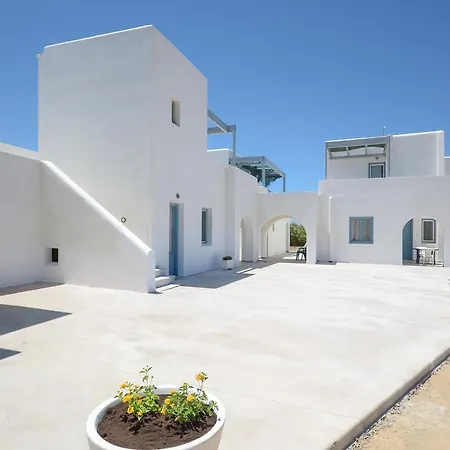 Naxos Апартаменты *