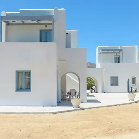 Naxos Апартаменты *