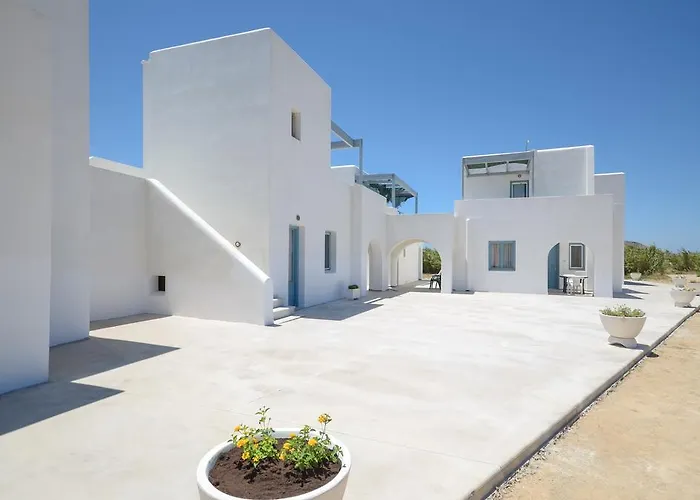 Naxos Апартаменты *